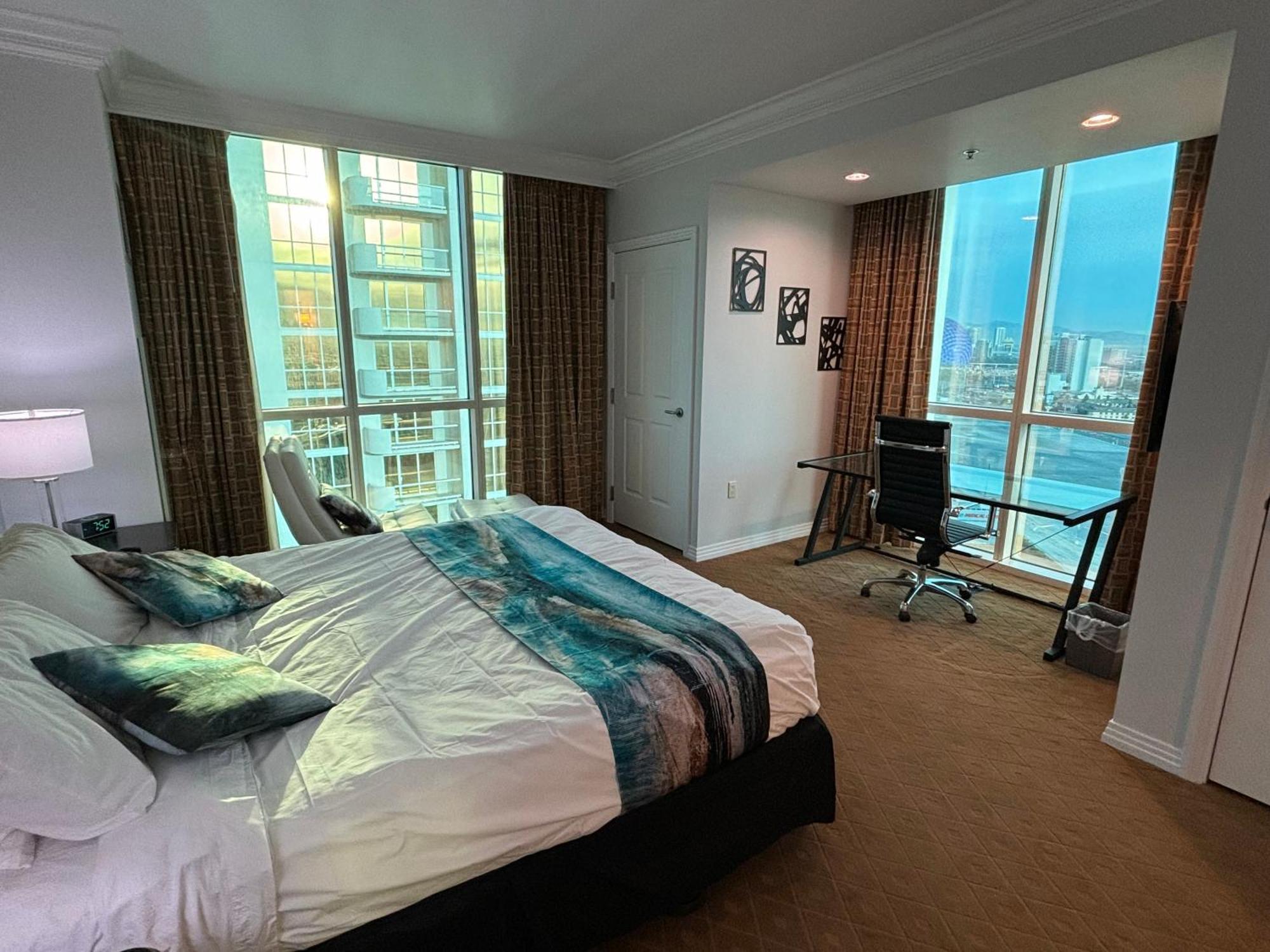 Panorama Vista Suite- 1Br 2Ba, Full Kitchen, Strip View, Balcony, Corner Unit ลาสเวกัส ภายนอก รูปภาพ